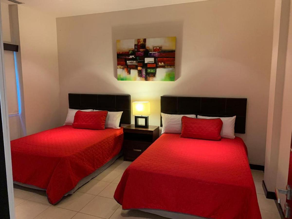 San Pedro Hotel, 5Ta Avenida Playa del Carmen Exterior foto